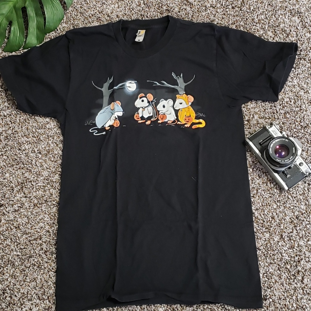 CLEARANCE! CLICK OR TREAT WOOT SHIRT SIZE S